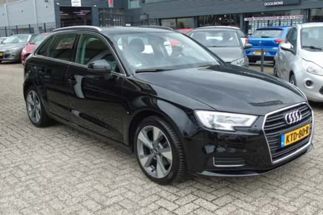 Audi A3 (2018) thumbnail 3