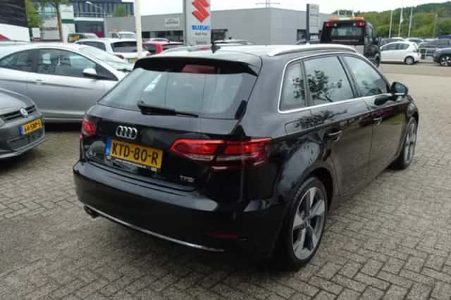 Audi A3 (2018) thumbnail 5