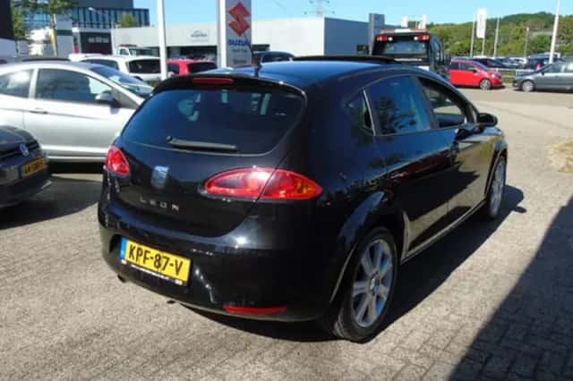 SEAT Leon (2008) thumbnail 6