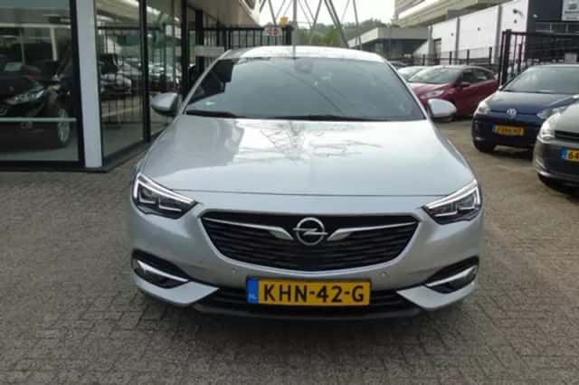 Opel Insignia (2019) thumbnail 2