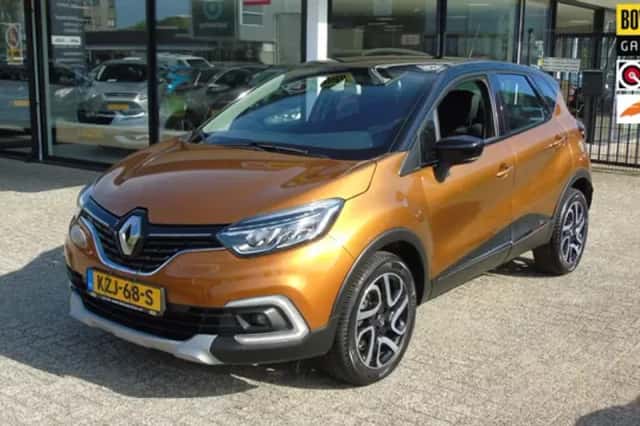 Renault Captur (2017) thumbnail 1