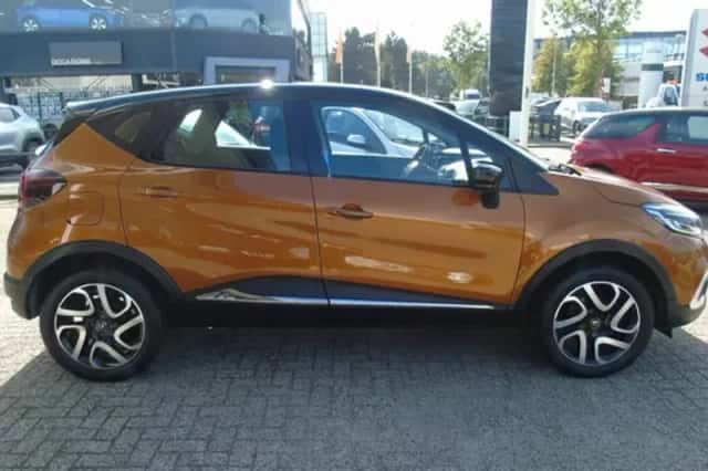 Renault Captur (2017) thumbnail 4