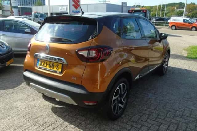 Renault Captur (2017) thumbnail 5