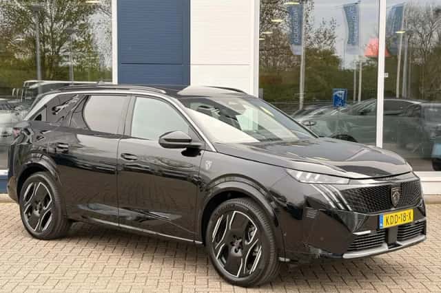 Peugeot E-5008 (2026) thumbnail 2