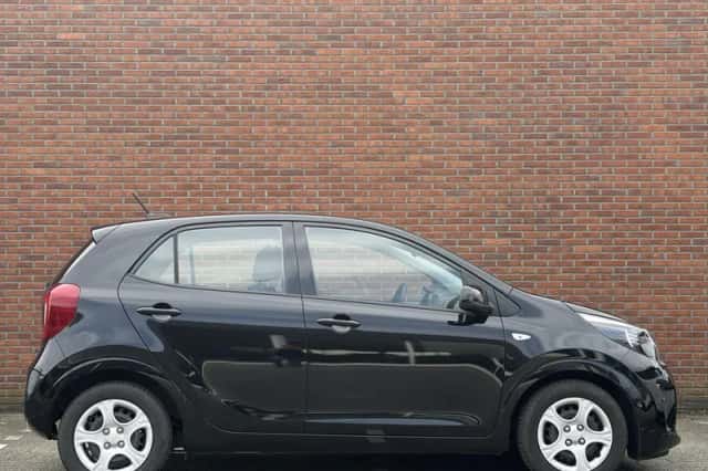 Kia Picanto (2022) thumbnail 4