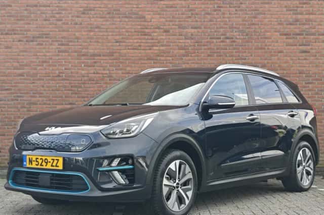 Kia Niro EV (2022) thumbnail 2