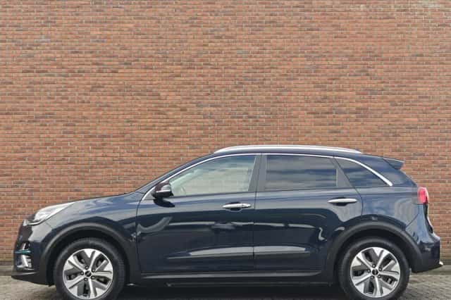 Kia Niro EV (2022) thumbnail 3
