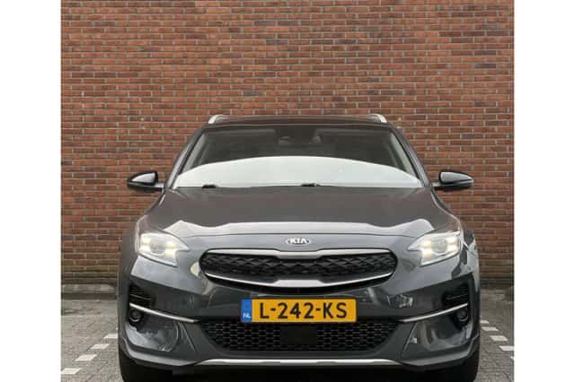 Kia XCeed (2021) thumbnail 2