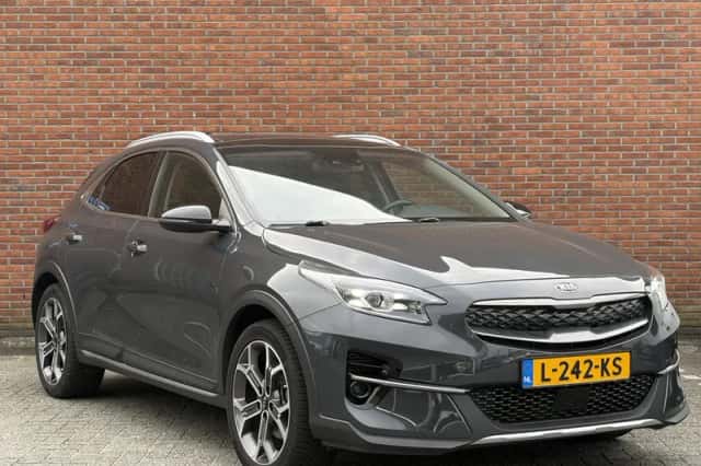 Kia XCeed (2021) thumbnail 3