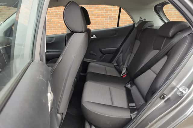 Kia Picanto (2021) thumbnail 6