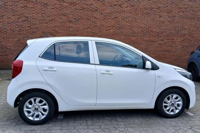 Kia Picanto (2018) thumbnail 4