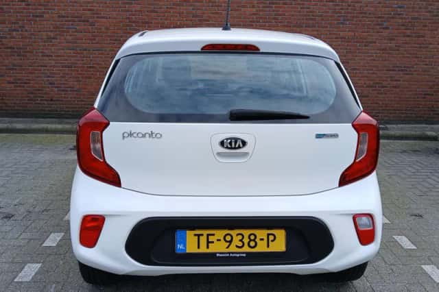 Kia Picanto (2018) thumbnail 6
