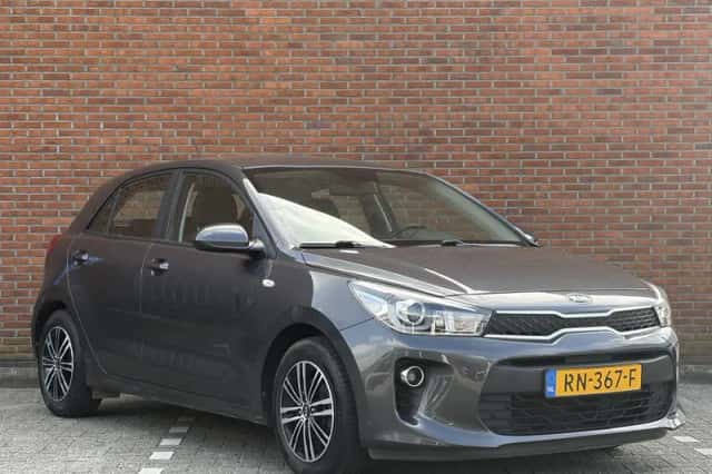 Kia Rio (2018) thumbnail 3