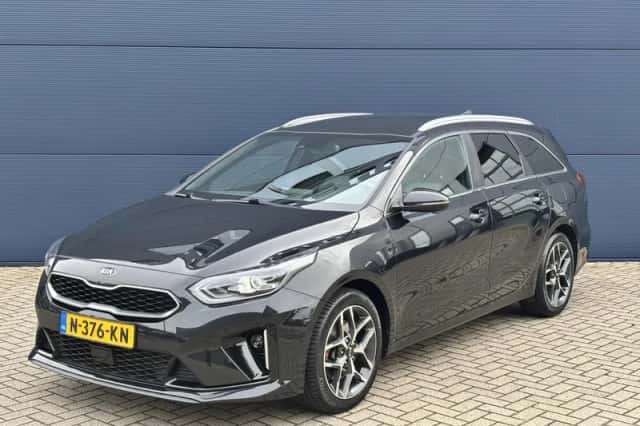Kia Ceed Sportswagon (2021) thumbnail 3