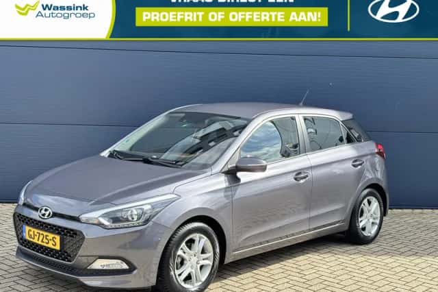 Hyundai i20 (2015) thumbnail 1