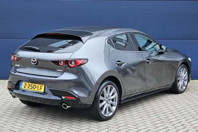 Mazda 3 (2024) thumbnail 5