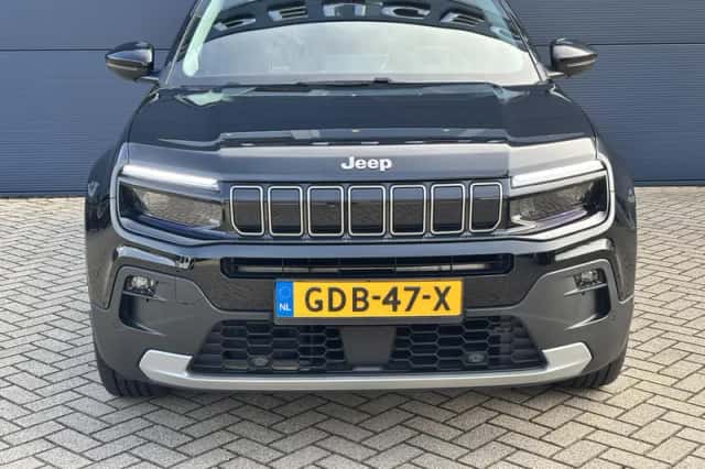 Jeep Avenger (2024) thumbnail 2