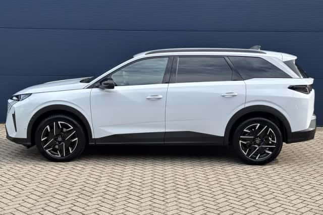 Peugeot 5008 (2025) thumbnail 5
