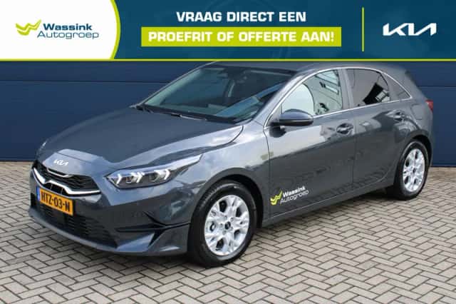 Kia Ceed (2025) thumbnail 1
