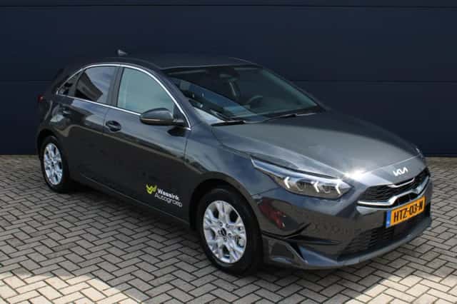 Kia Ceed (2025) thumbnail 6