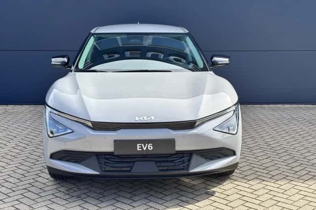 Kia EV6 (2026) thumbnail 2