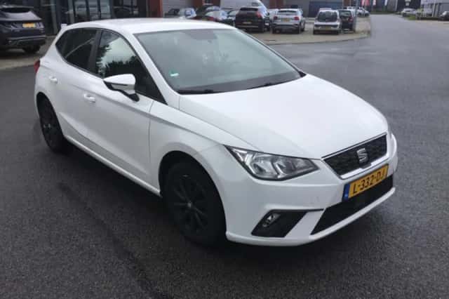 SEAT Ibiza (2018) thumbnail 3
