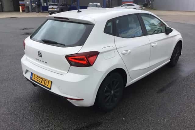 SEAT Ibiza (2018) thumbnail 4