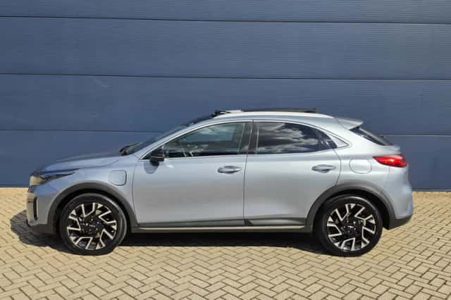 Kia XCeed (2022) thumbnail 2