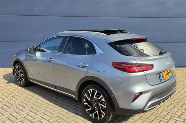 Kia XCeed (2022) thumbnail 3