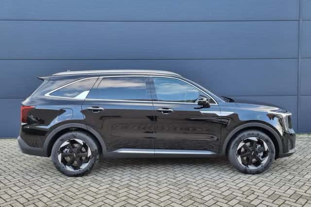 Kia Sorento (2026) thumbnail 4