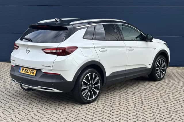Opel Grandland (2021) thumbnail 5
