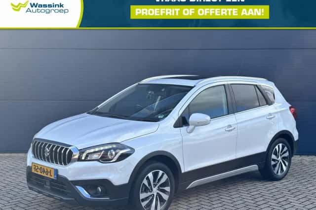 Suzuki S-Cross (2020) thumbnail 1