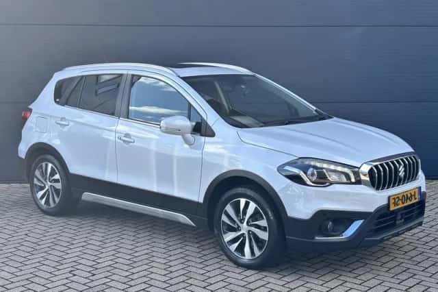 Suzuki S-Cross (2020) thumbnail 3
