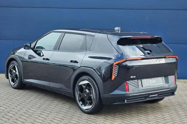 Kia EV4 (2026) thumbnail 6