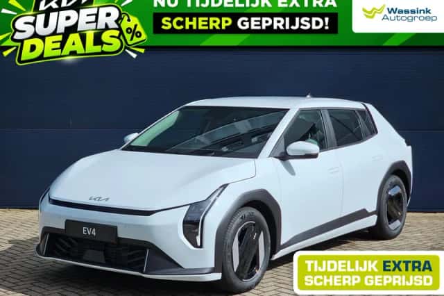 Kia EV4 (2026) thumbnail 1
