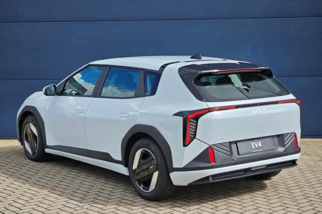 Kia EV4 (2026) thumbnail 6