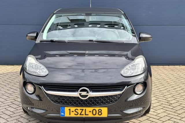 Opel Adam (2014) thumbnail 2