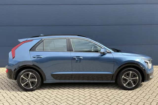 Kia Niro (2022) thumbnail 4