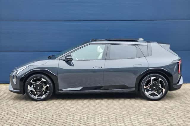 Kia EV4 (2026) thumbnail 4