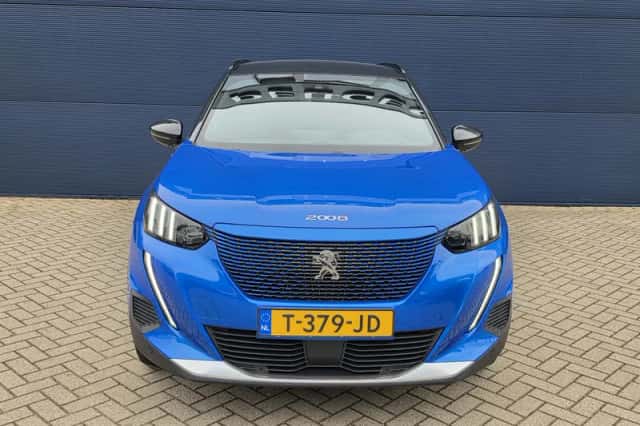 Peugeot e-2008 (2023) thumbnail 2