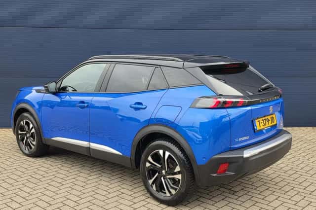 Peugeot e-2008 (2023) thumbnail 6