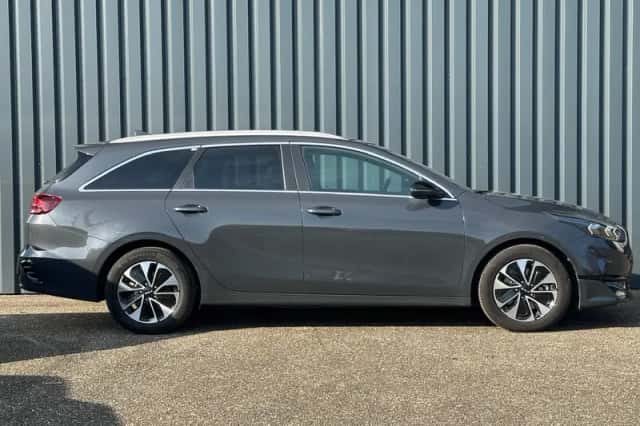 Kia Ceed (2025) thumbnail 6