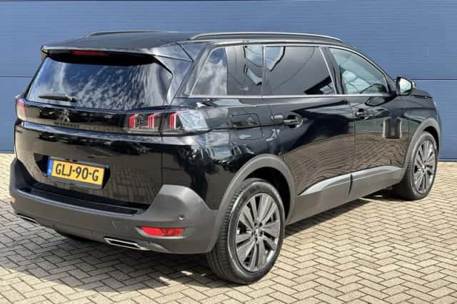Peugeot 5008 (2024) thumbnail 5