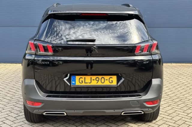 Peugeot 5008 (2024) thumbnail 6