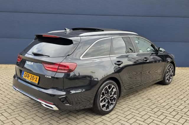 Kia Ceed (2024) thumbnail 5