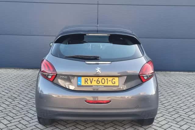 Peugeot 208 (2018) thumbnail 4