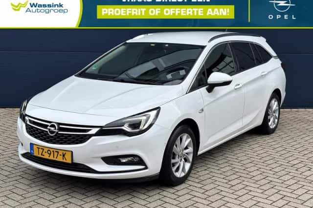 Opel Astra (2018) thumbnail 1
