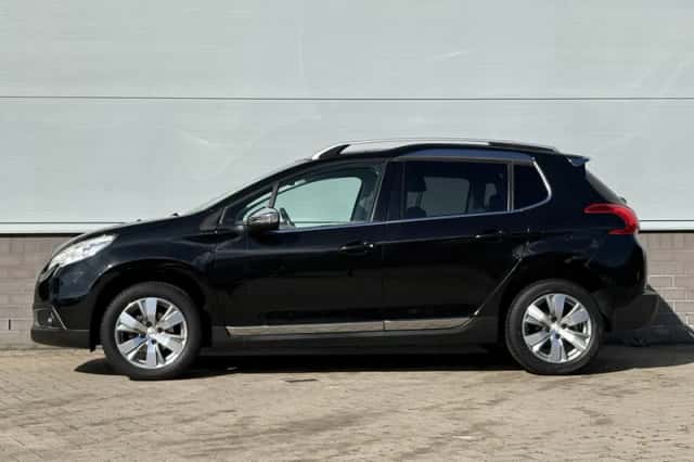 Peugeot 2008 (2015) thumbnail 4