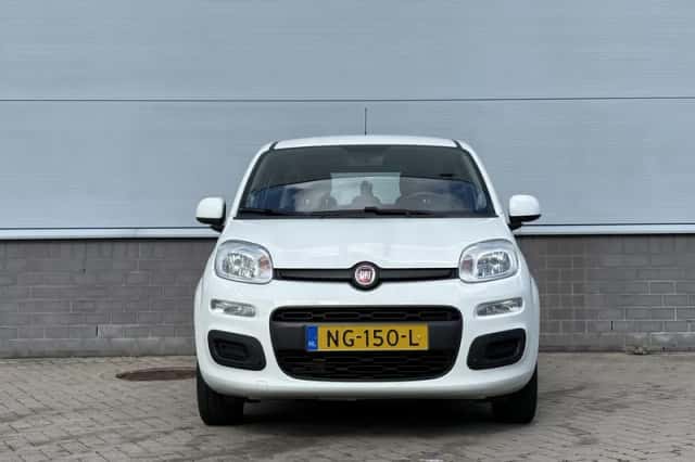Fiat Panda (2017) thumbnail 2