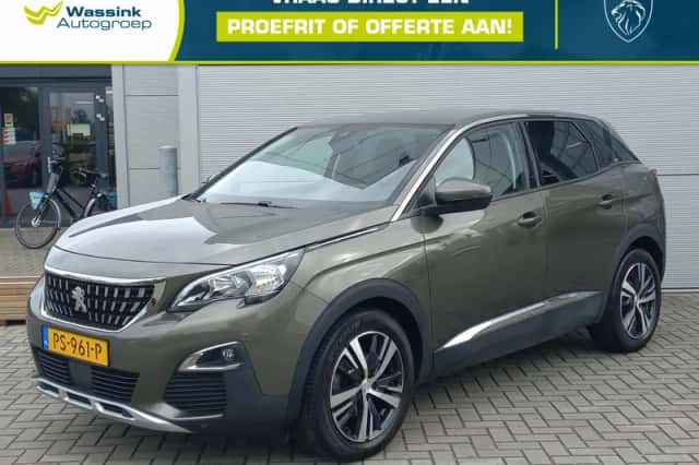 Peugeot 3008 (2017) thumbnail 1